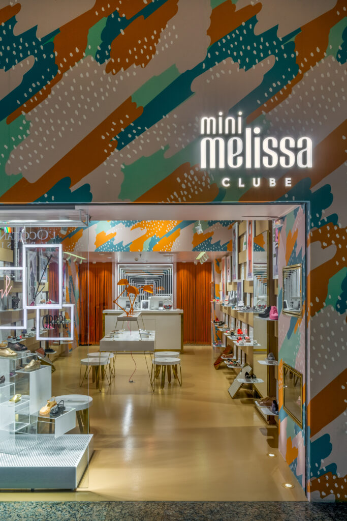 MINI MELISSA CLUBE_barra shopping-02
